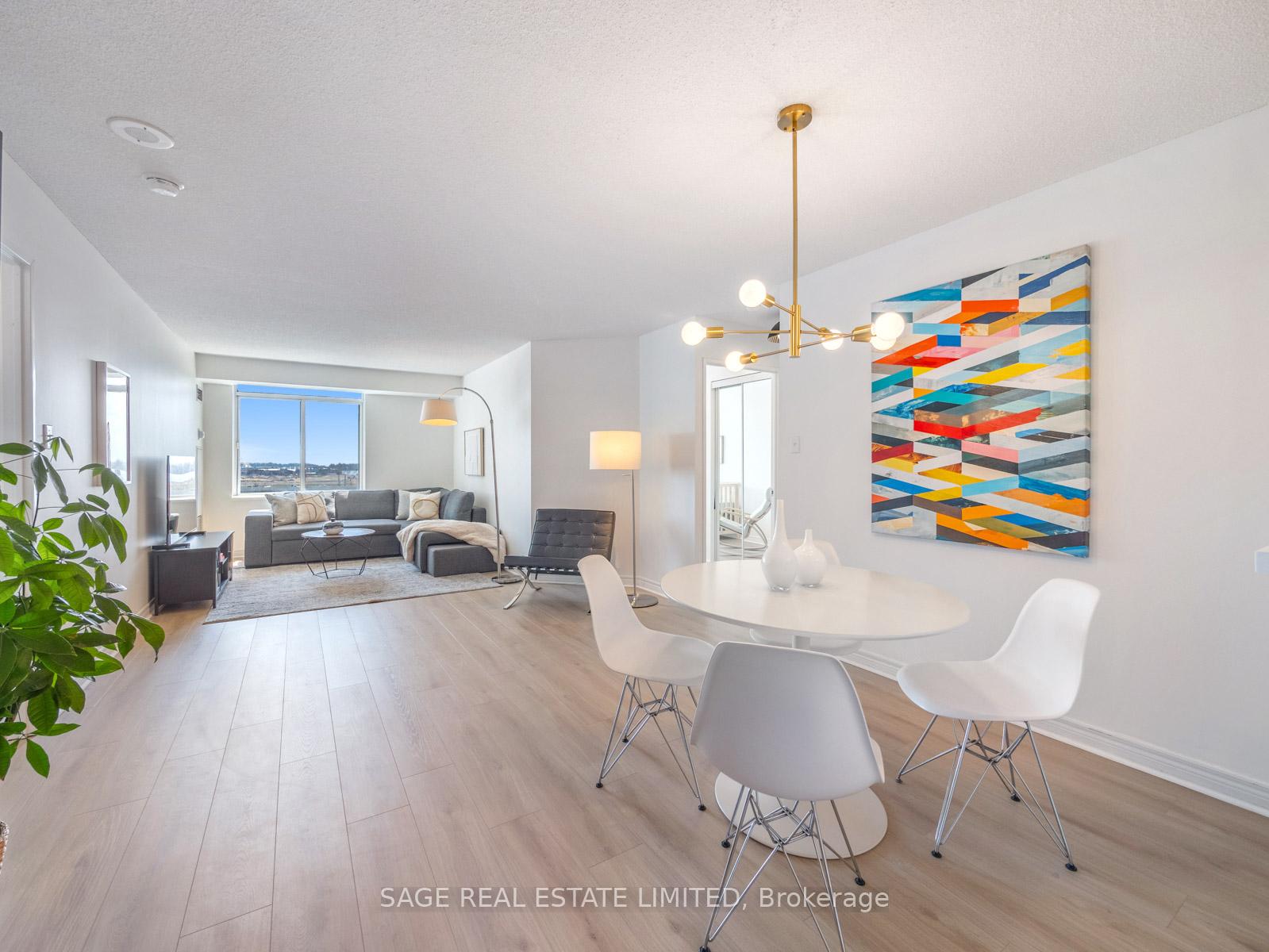 2 Bedrooms Condo at 70 Mill, Toronto For sale