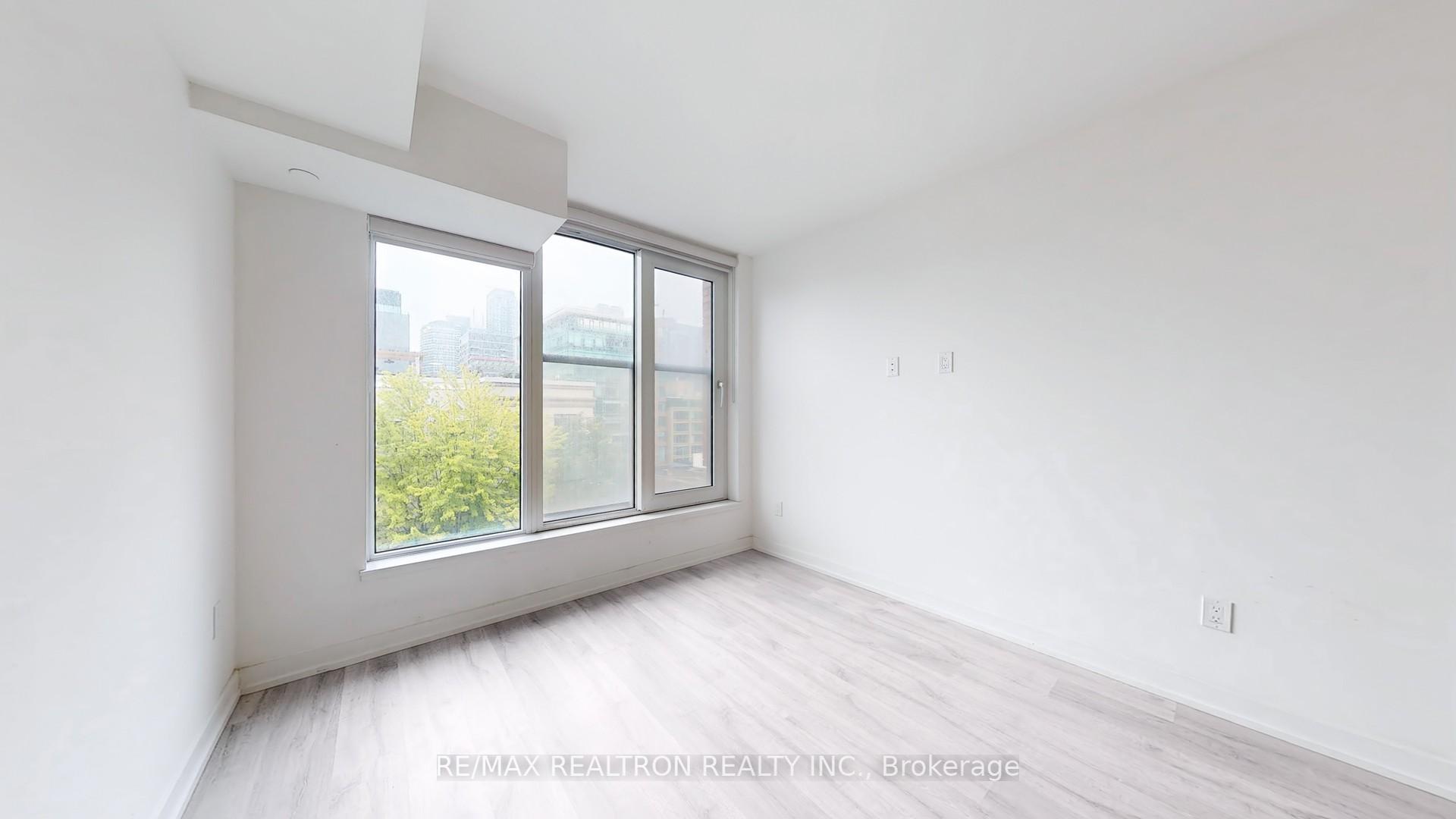 1 Bedroom Condo at 2 Augusta, Toronto For sale