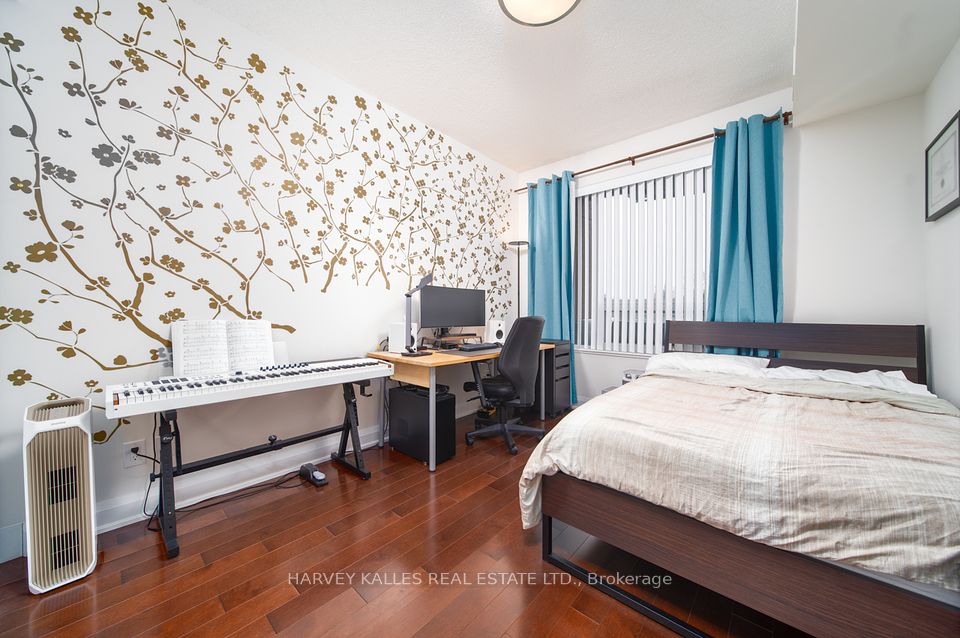 8200 Birchmount Road 301
