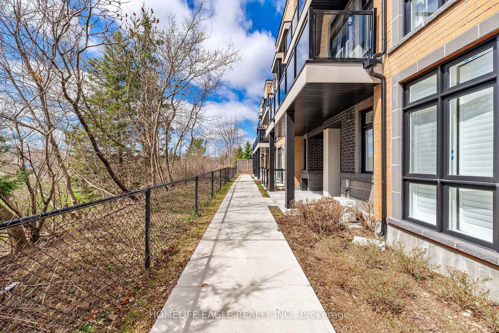 #16 - 7 Phelps Lane, Richmond Hill, ON L4E 1J4 #16