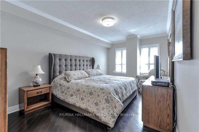3 Bedrooms Condo at 121 Woodbridge, Vaughan For sale
