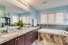 61 Mcisaac Drive