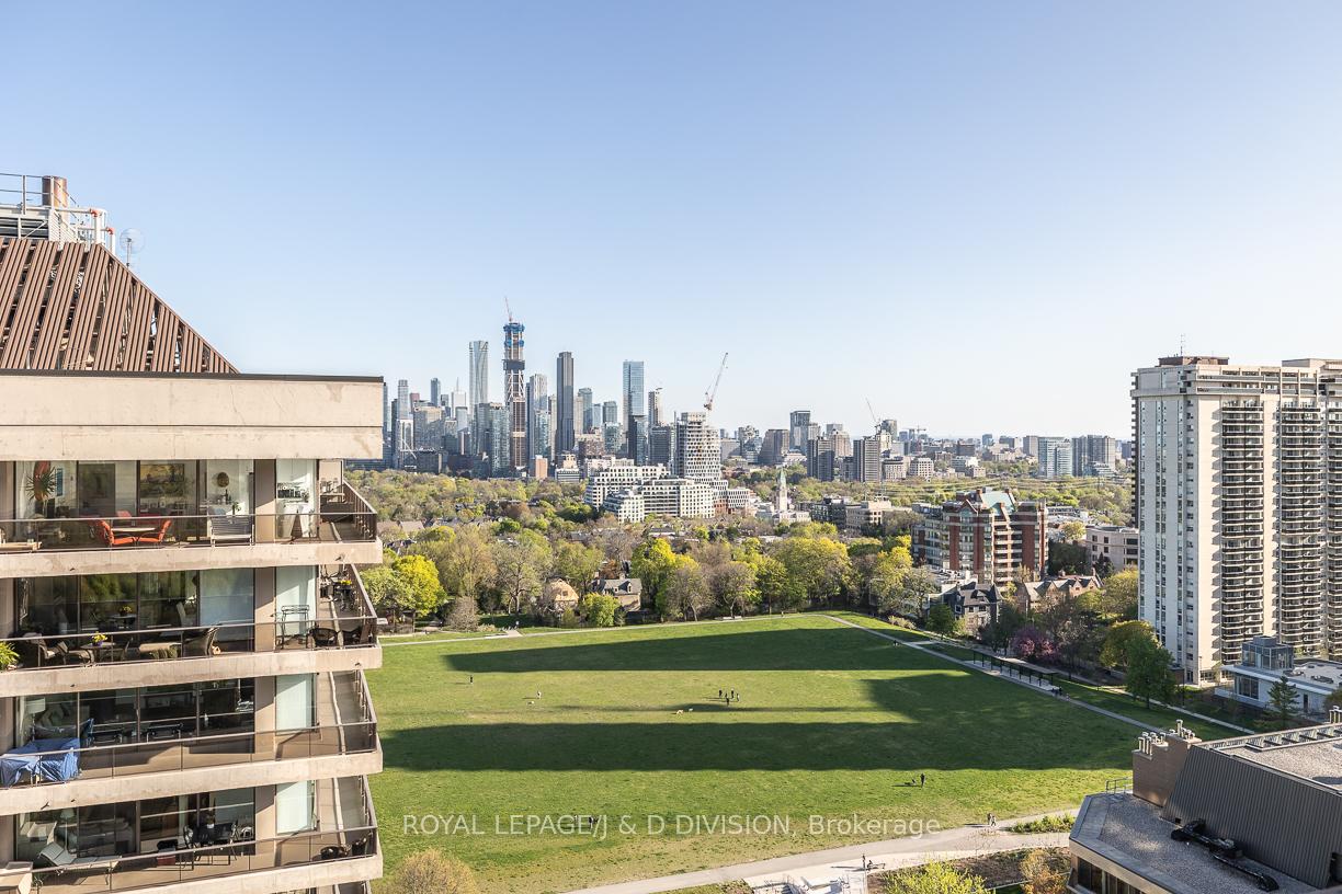 1 Bedroom Co-op at 20 Avoca, Toronto For sale