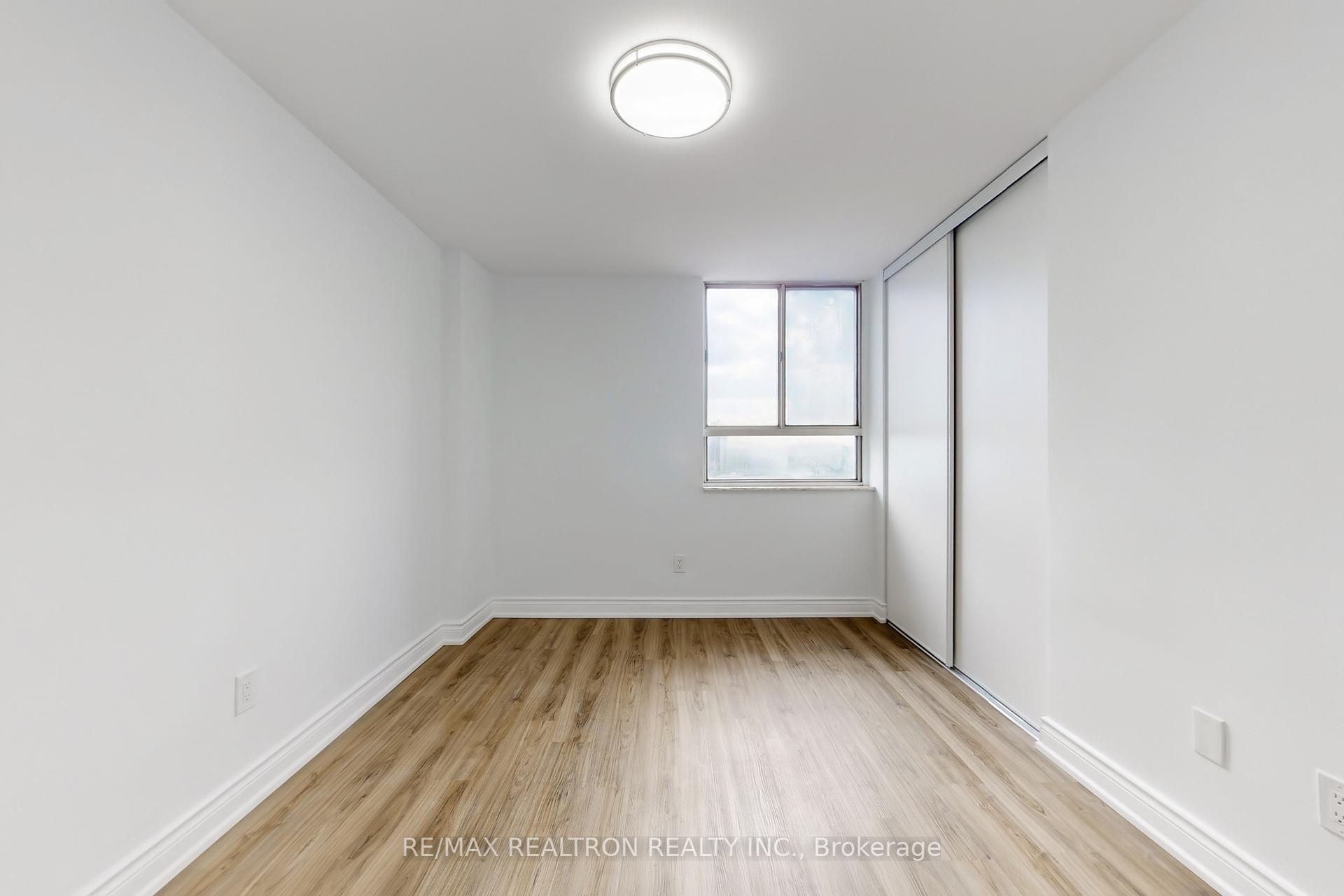 3 Bedrooms Condo at 1 Massey, Toronto For sale