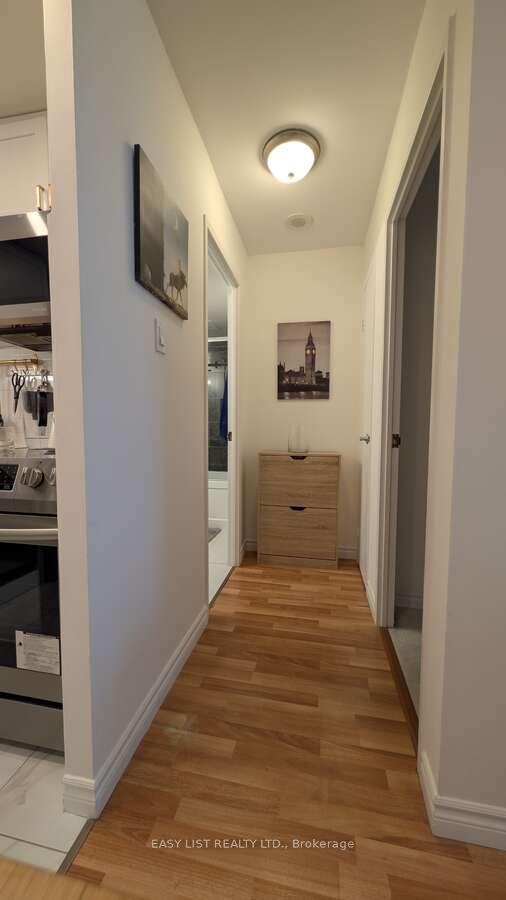 2 Bedrooms Condo at 117 Gerrard, Toronto For sale