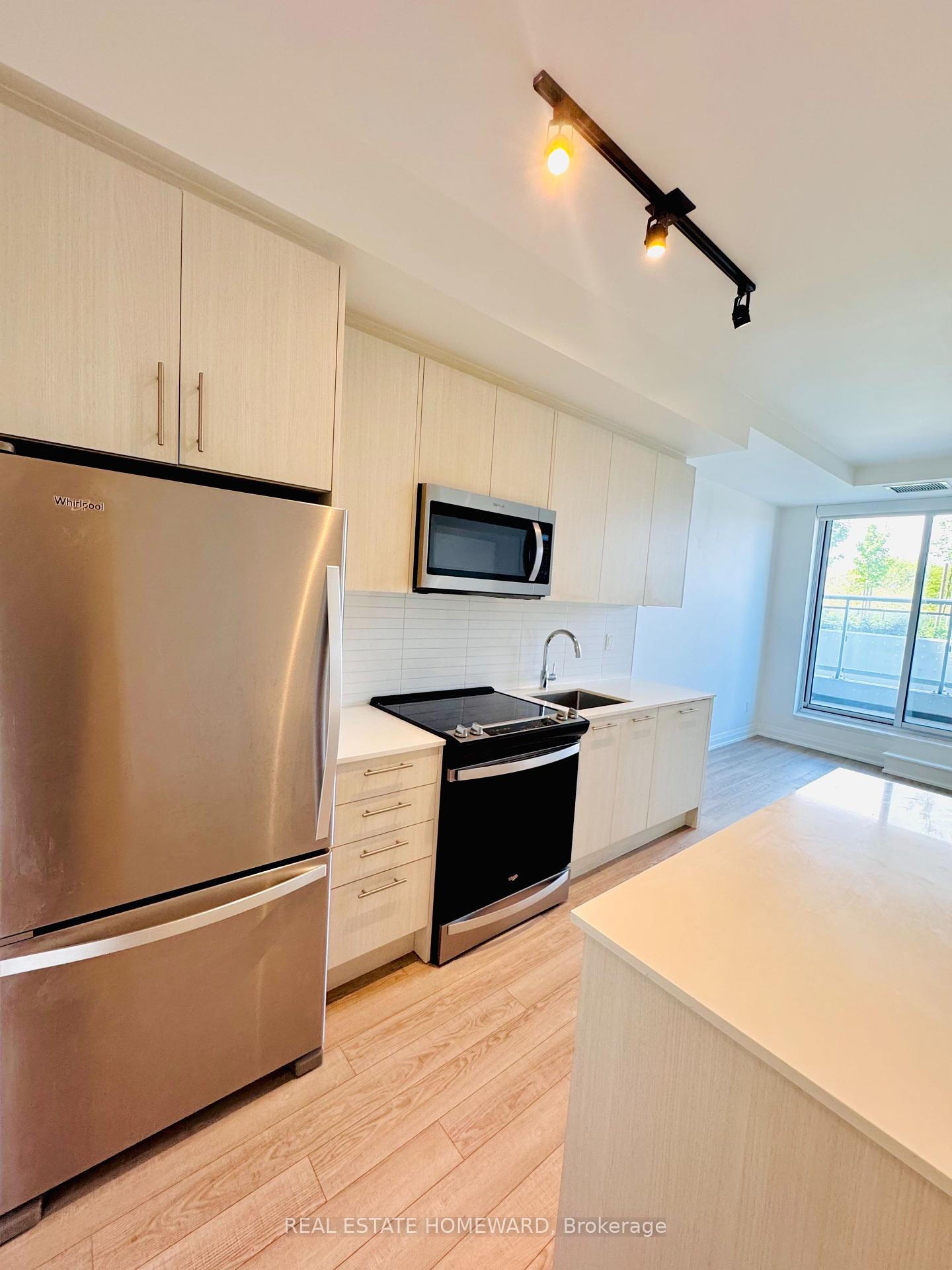 2 Bedrooms Condo at 286 Main, Toronto For sale