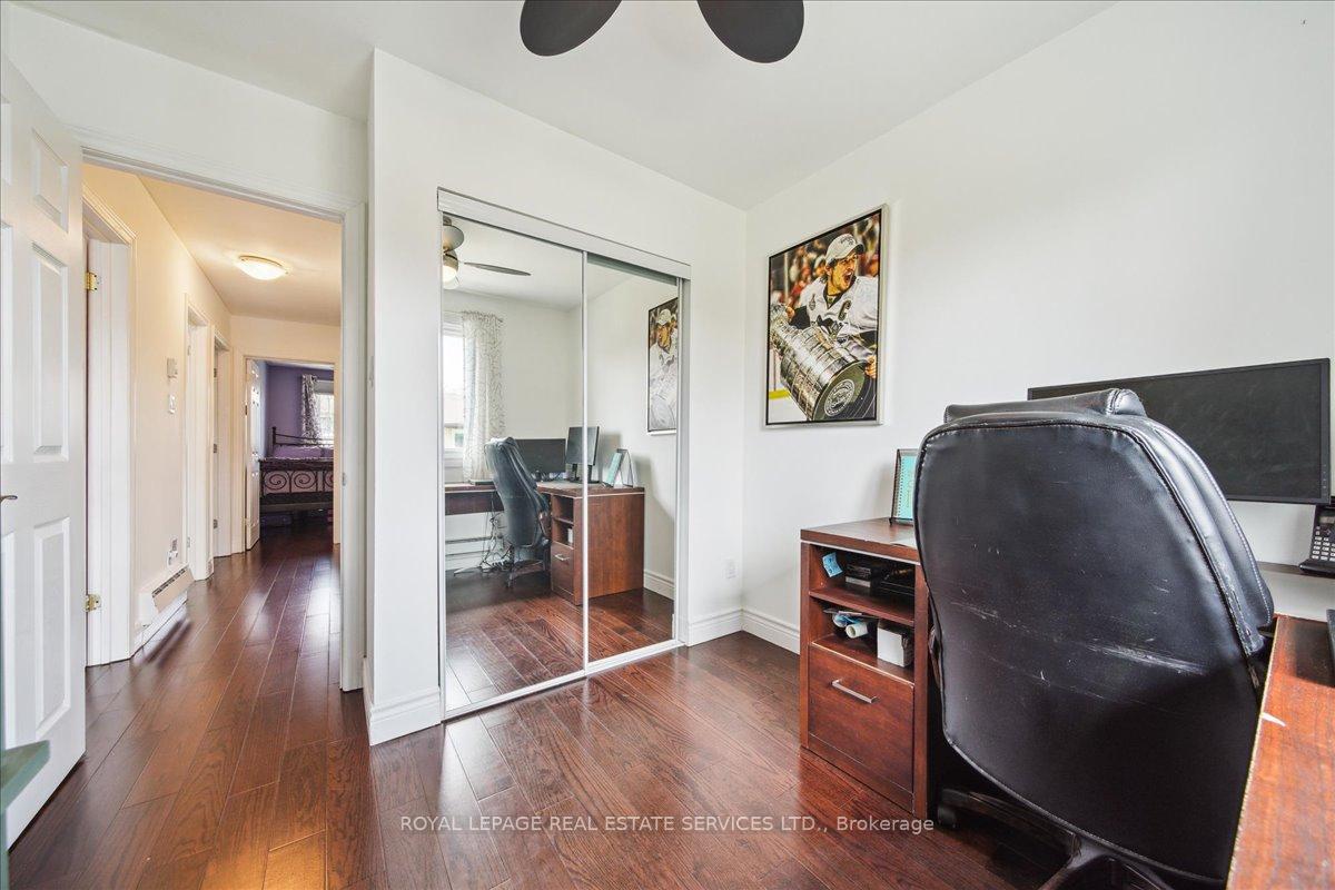 4 Bedrooms Condo at 1450 Sixth, Oakville For sale