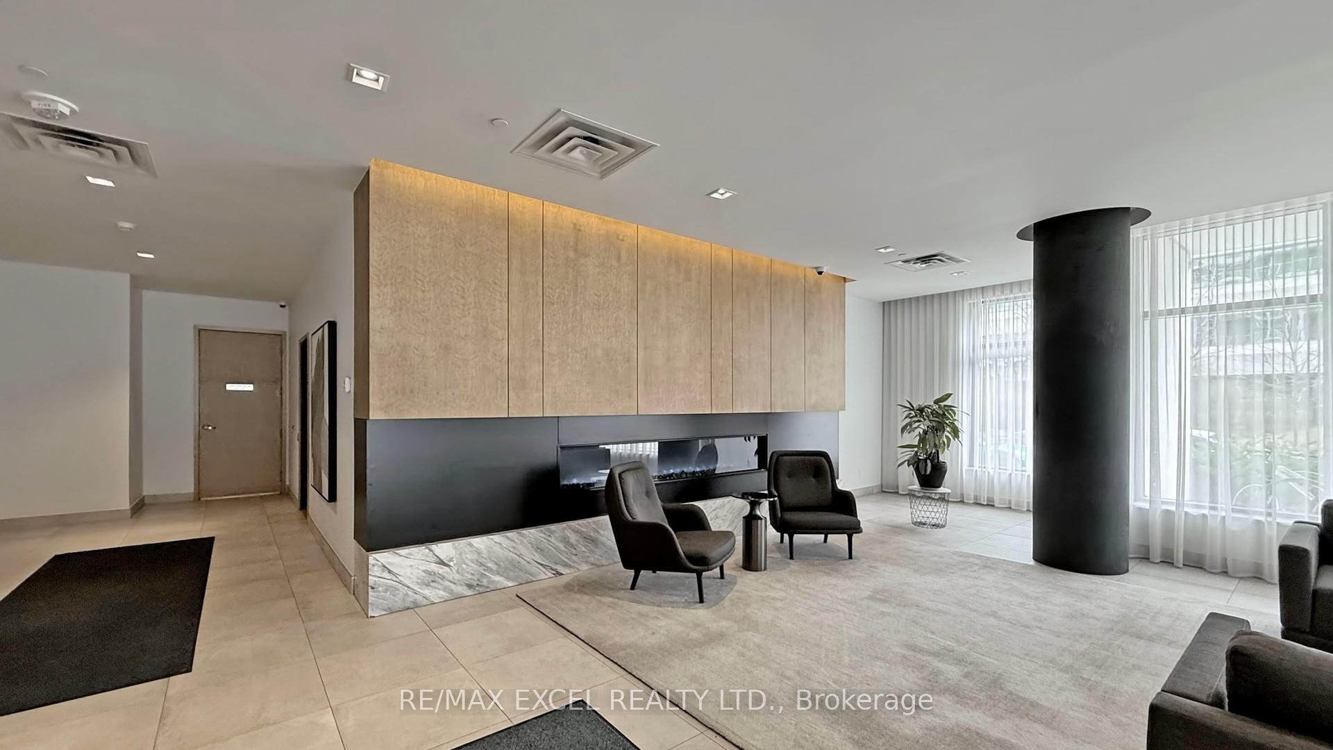 2 Bedrooms Condo at 180 Fairview Mall, Toronto For sale