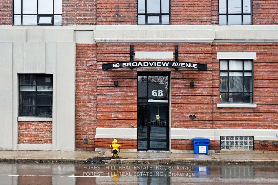 68 Broadview