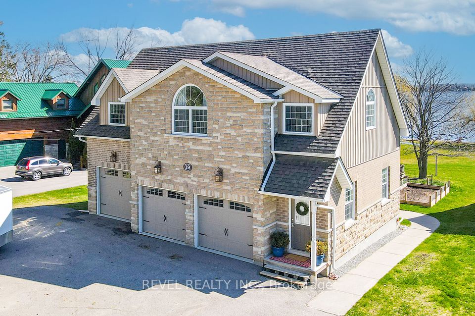 3 Car Garage With InLaw Suite Above