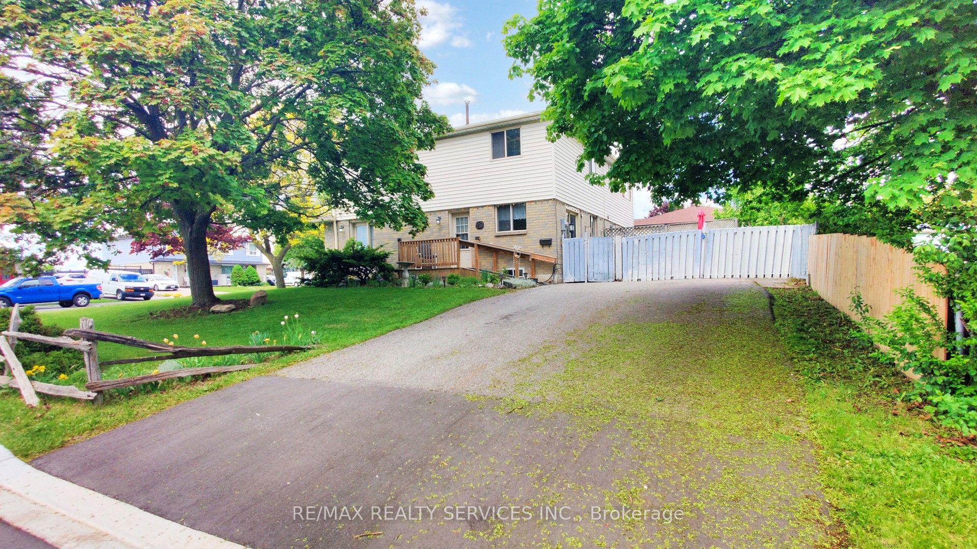 29 Gulliver Crescent