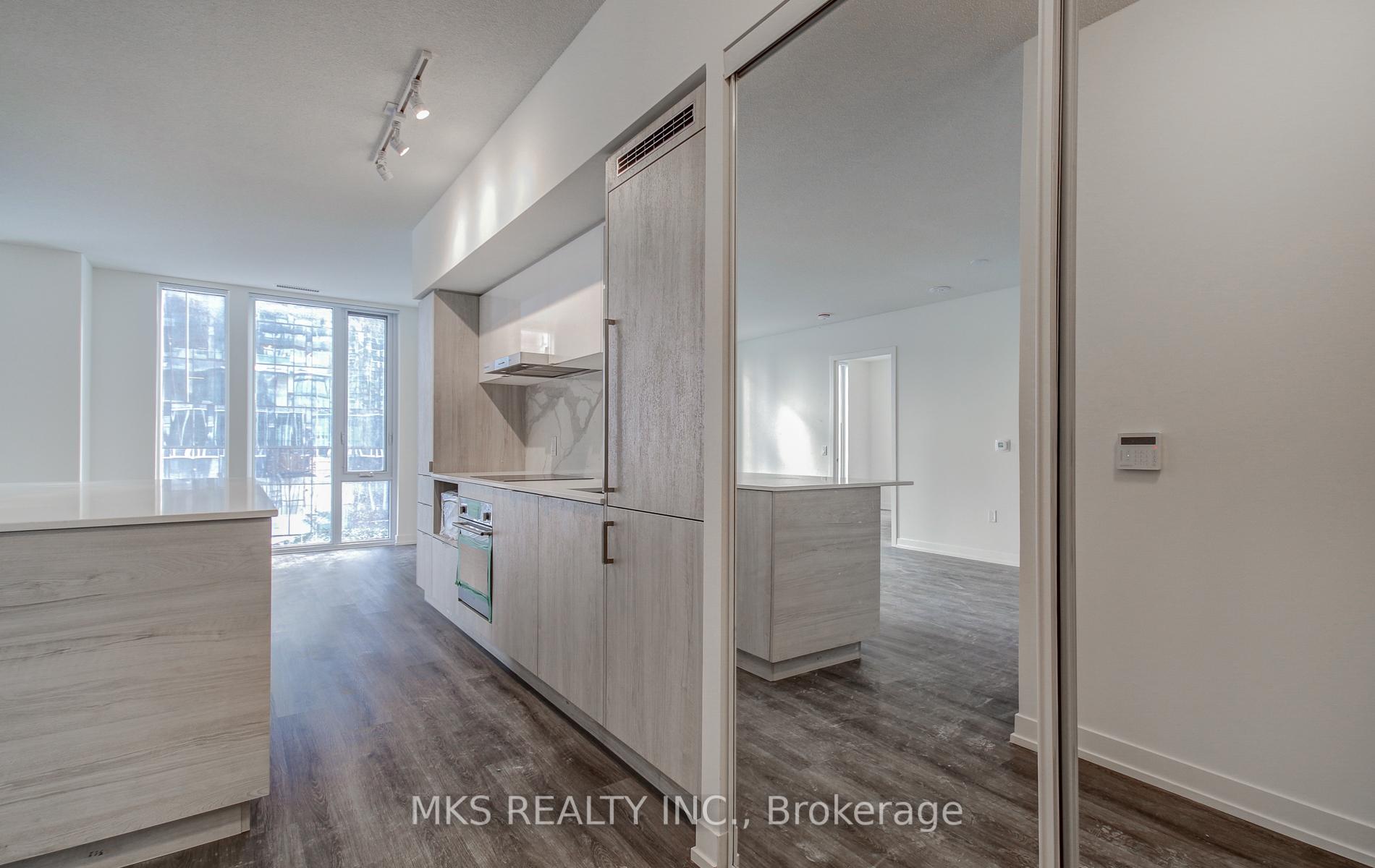 3 Bedrooms Condo at 138 Downes,  Toronto For sale
