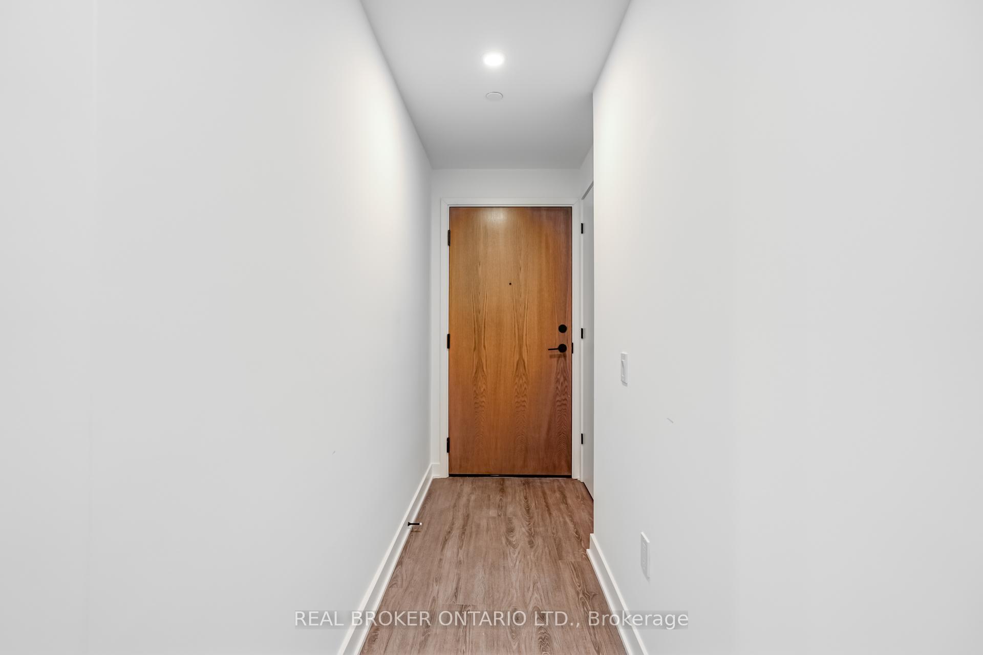 3 Bedrooms Condo at 55 Charles St, Toronto For sale
