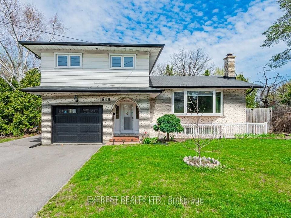 1549 Simcoe