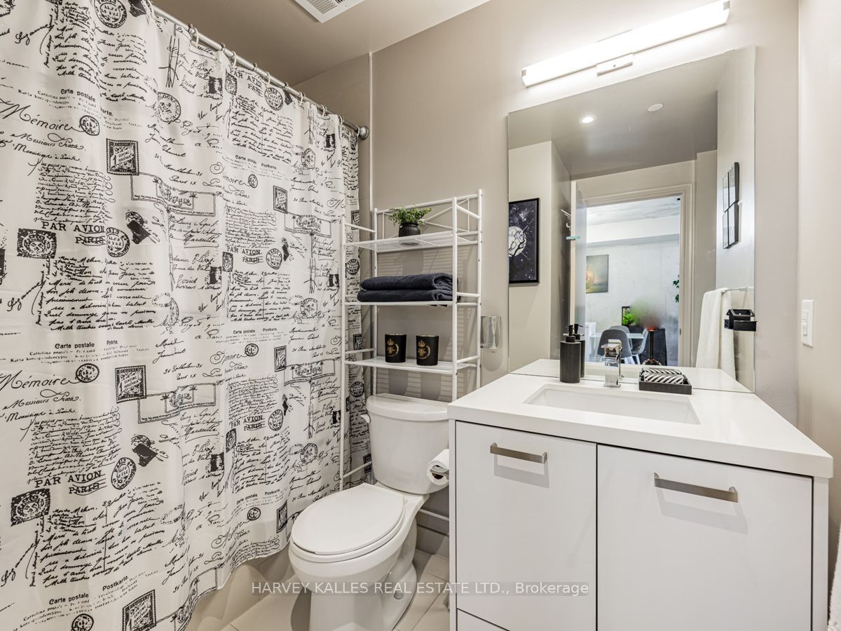 608 Richmond Street W 816