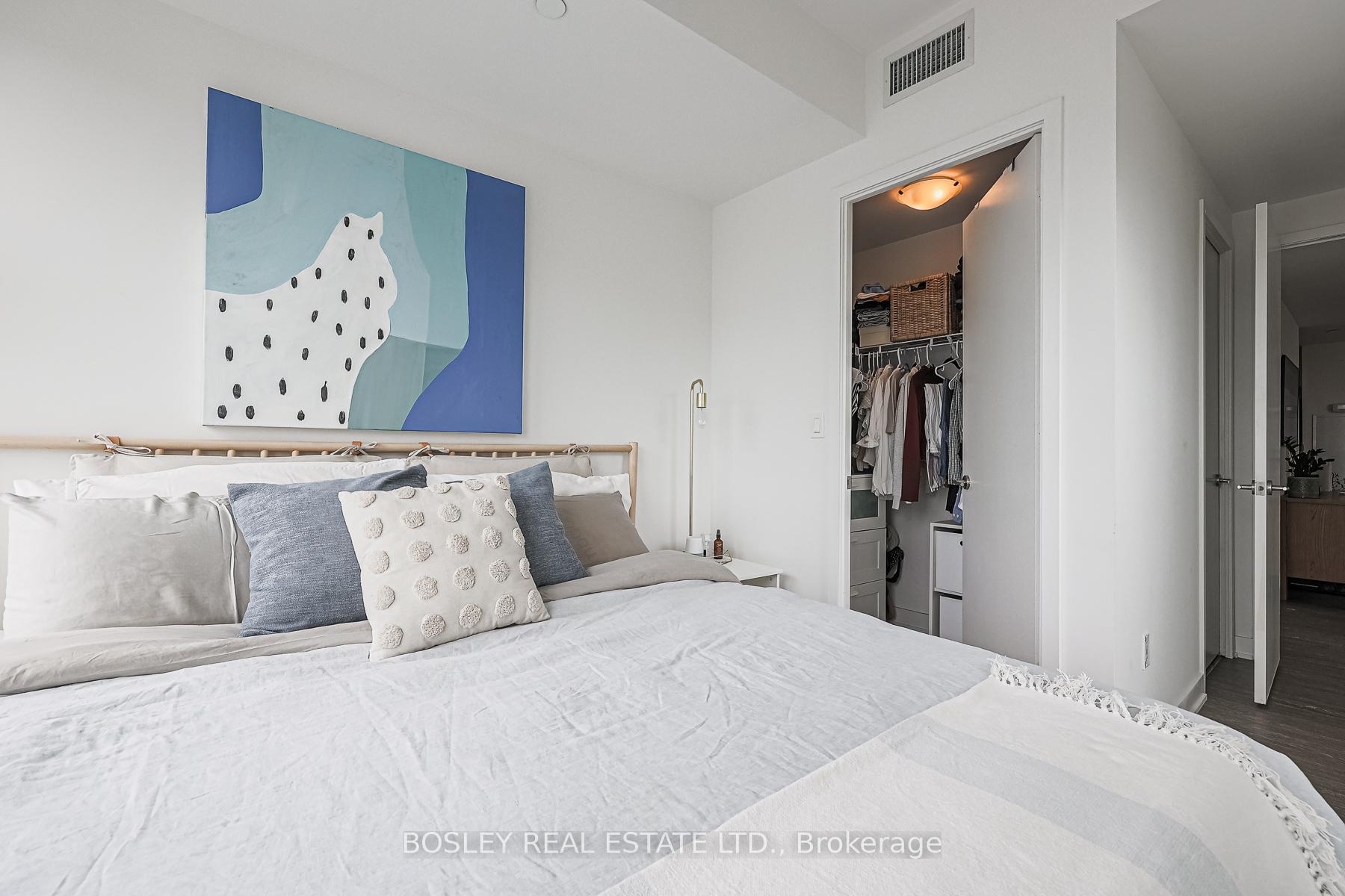 2 Bedrooms Condo at 106 Dovercourt, Toronto For sale