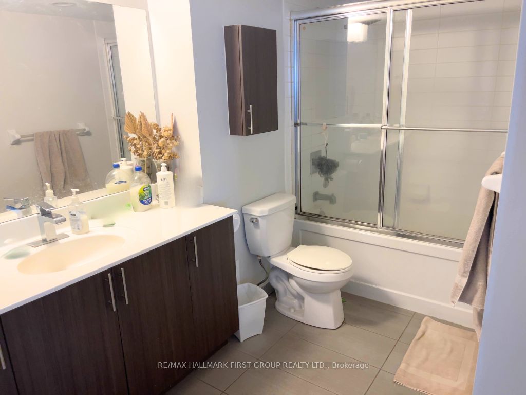 75 Norman Bethune Avenue #422, Richmond Hill Beaver Creek Business Park