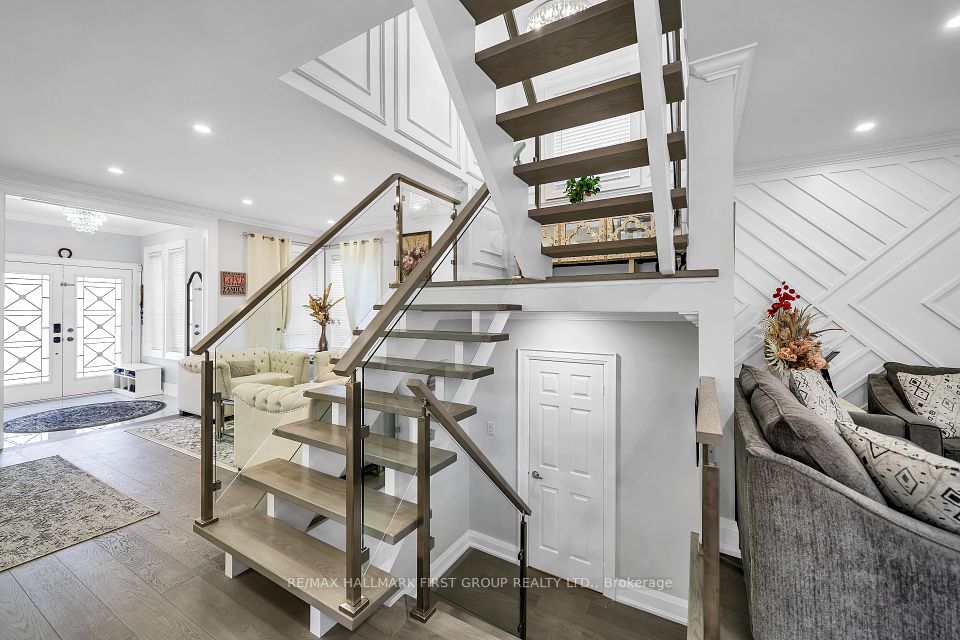 1249 Leacock Court