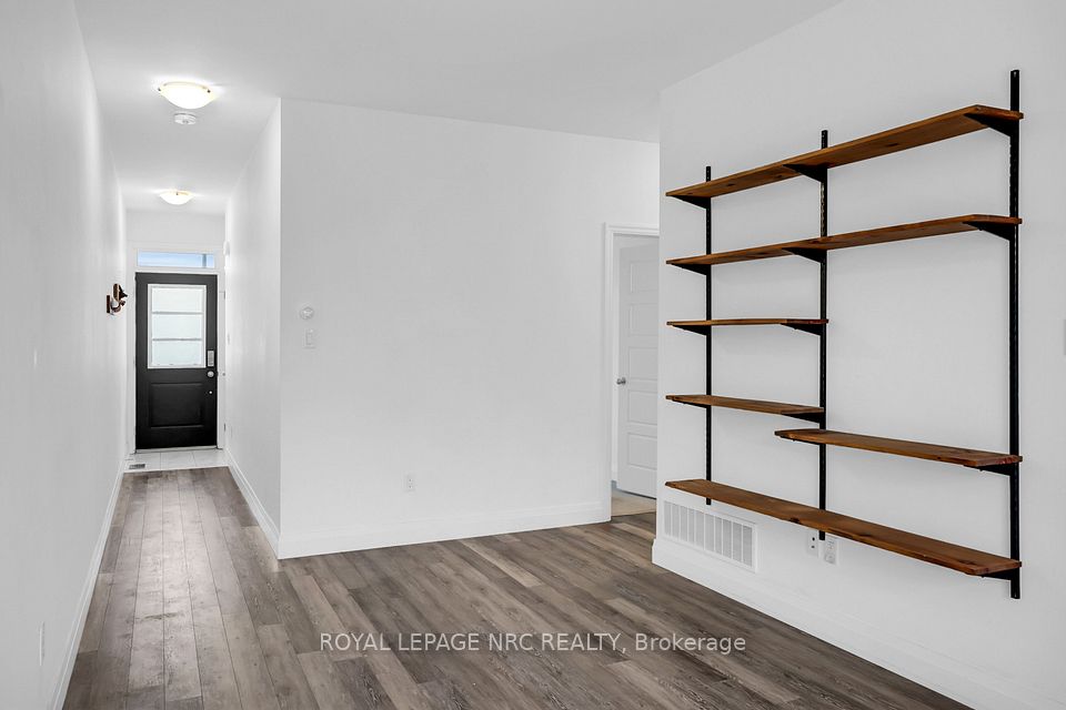 #30 - 290 Barton Street, Hamilton, ON L8R 3P3
