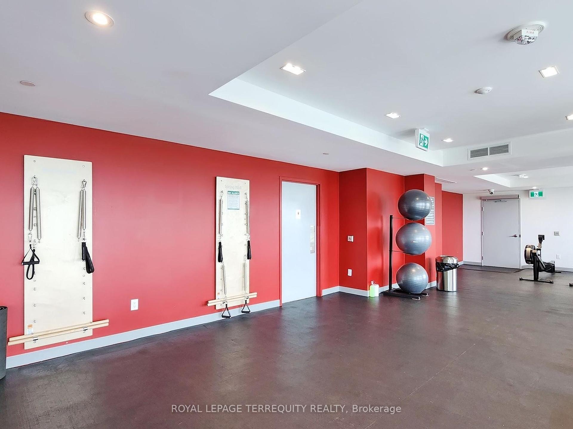 2 Bedrooms Condo at 3220 Sheppard, Toronto For sale