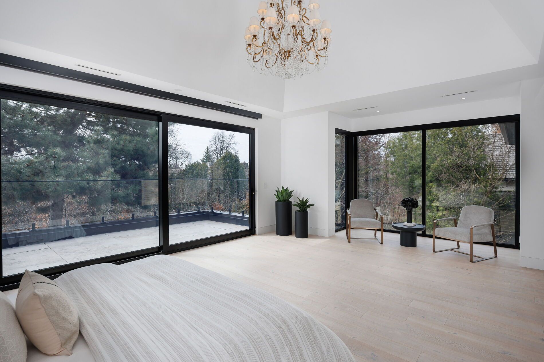 5 Dewbourne Avenue