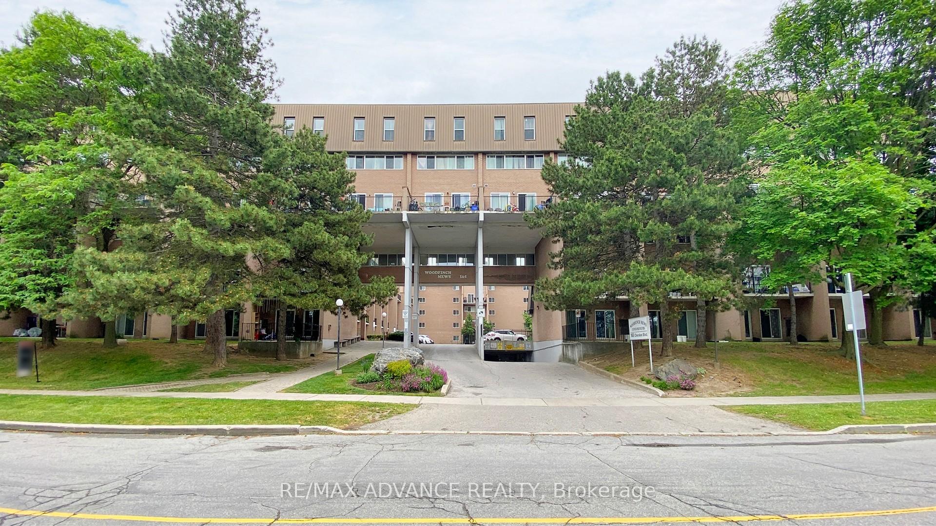 4 Bedrooms Condo at 165 Cherokee, Toronto For sale