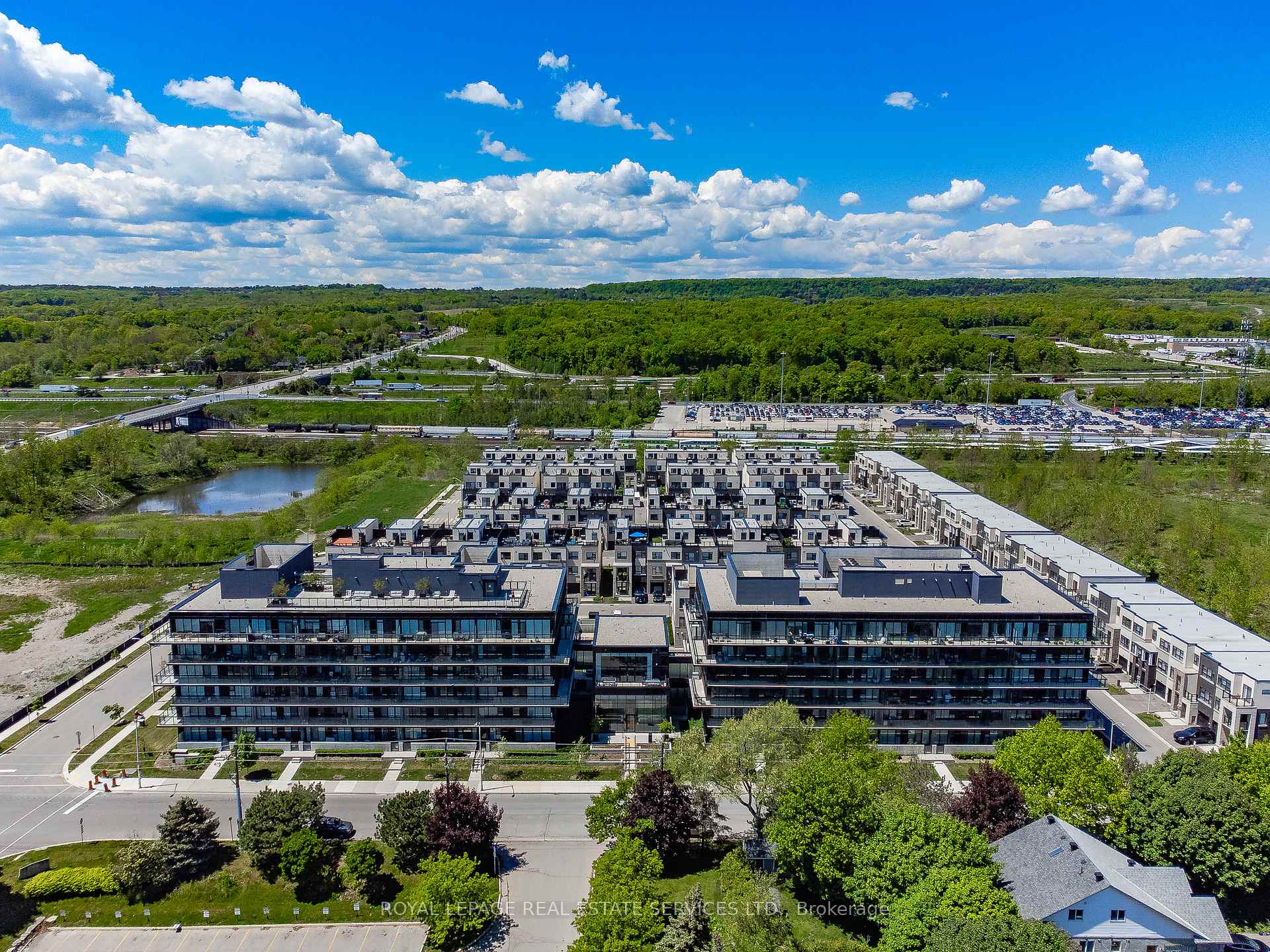 1 Bedroom Condo at 1117 Cooke, Burlington For sale