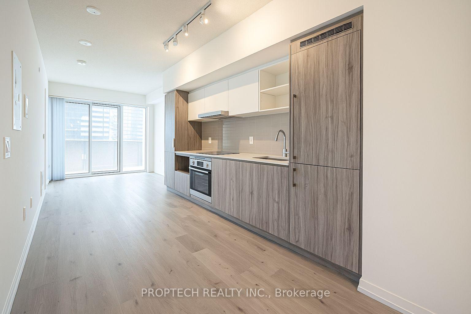 2 Bedrooms Condo at 138 Downes, Toronto For sale