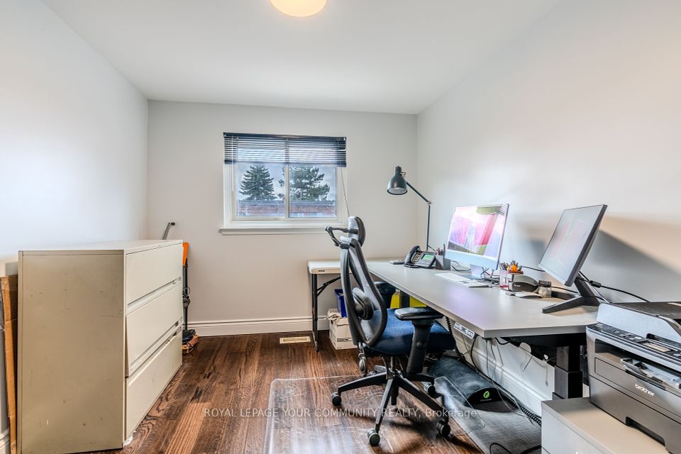 Bedroom 3/Office