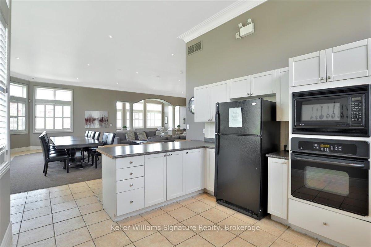 1 Bedroom Condo at 1470 Bishops, Oakville For sale