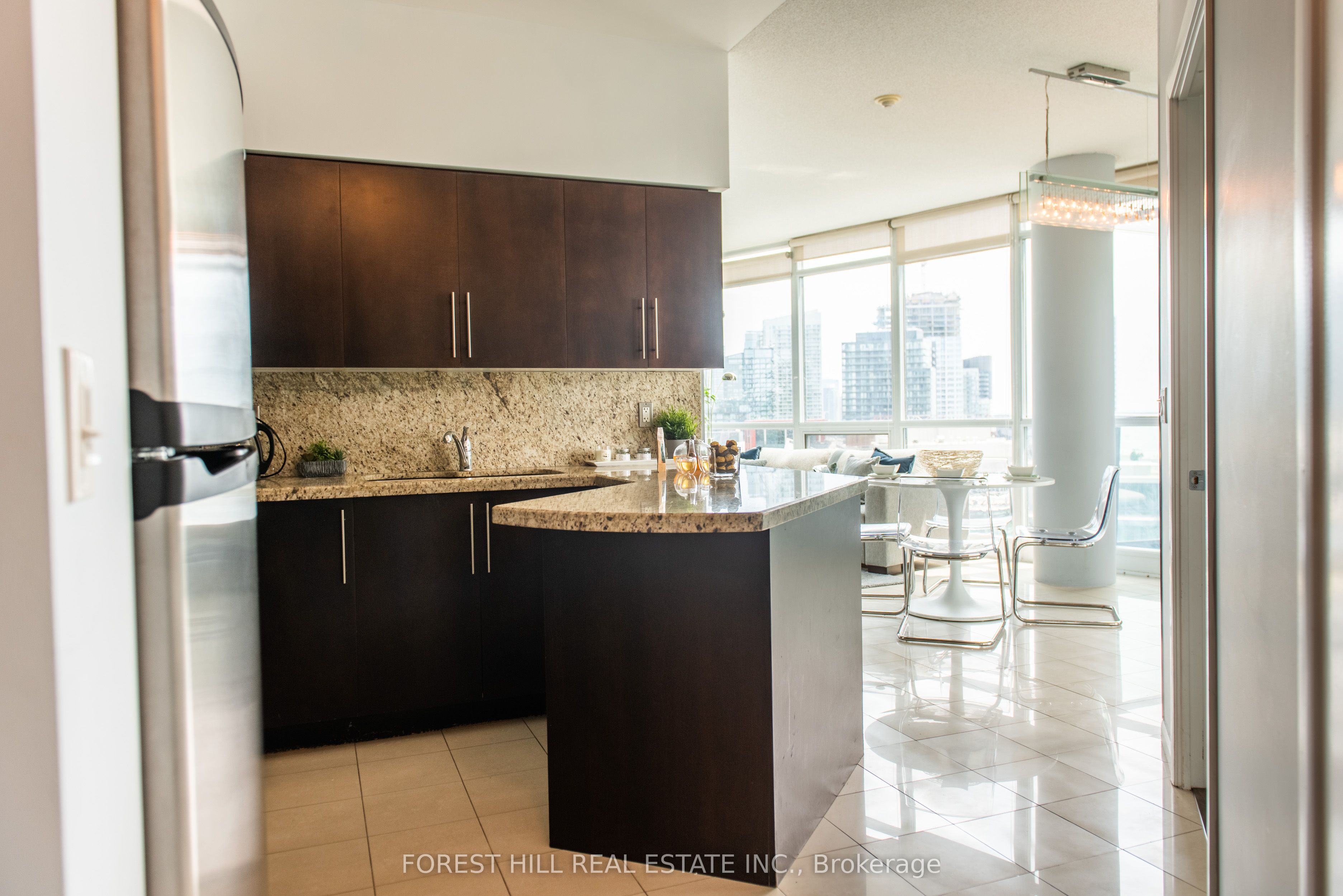 231 Fort York Boulevard, #2111