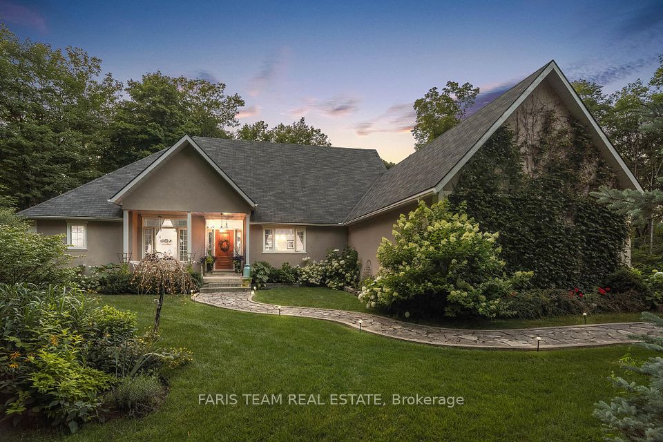 22 O'Donnell Court, Penetanguishene, ON L9M 2A6