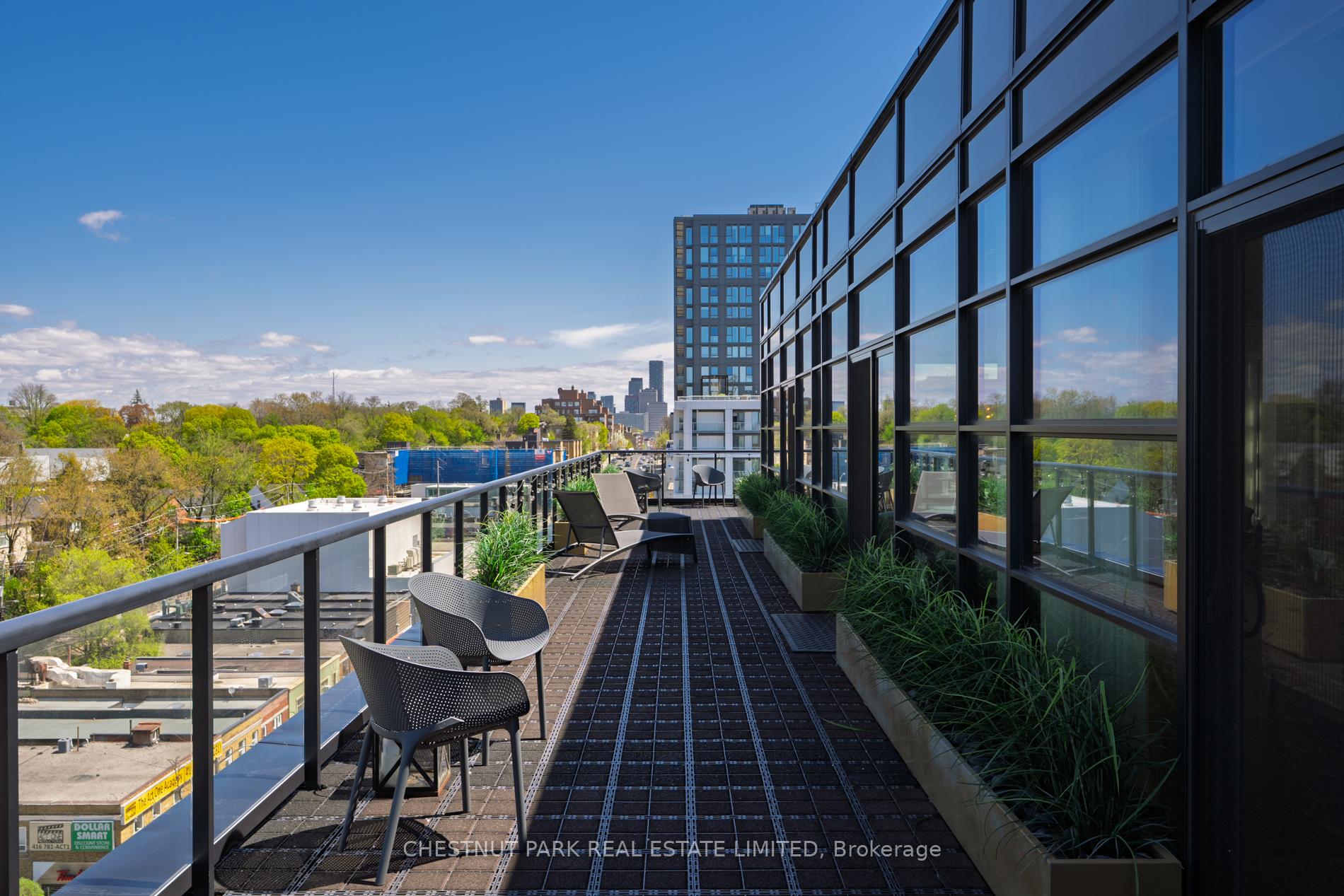 3 Bedrooms Condo at 170 Chiltern Hill, Toronto For sale