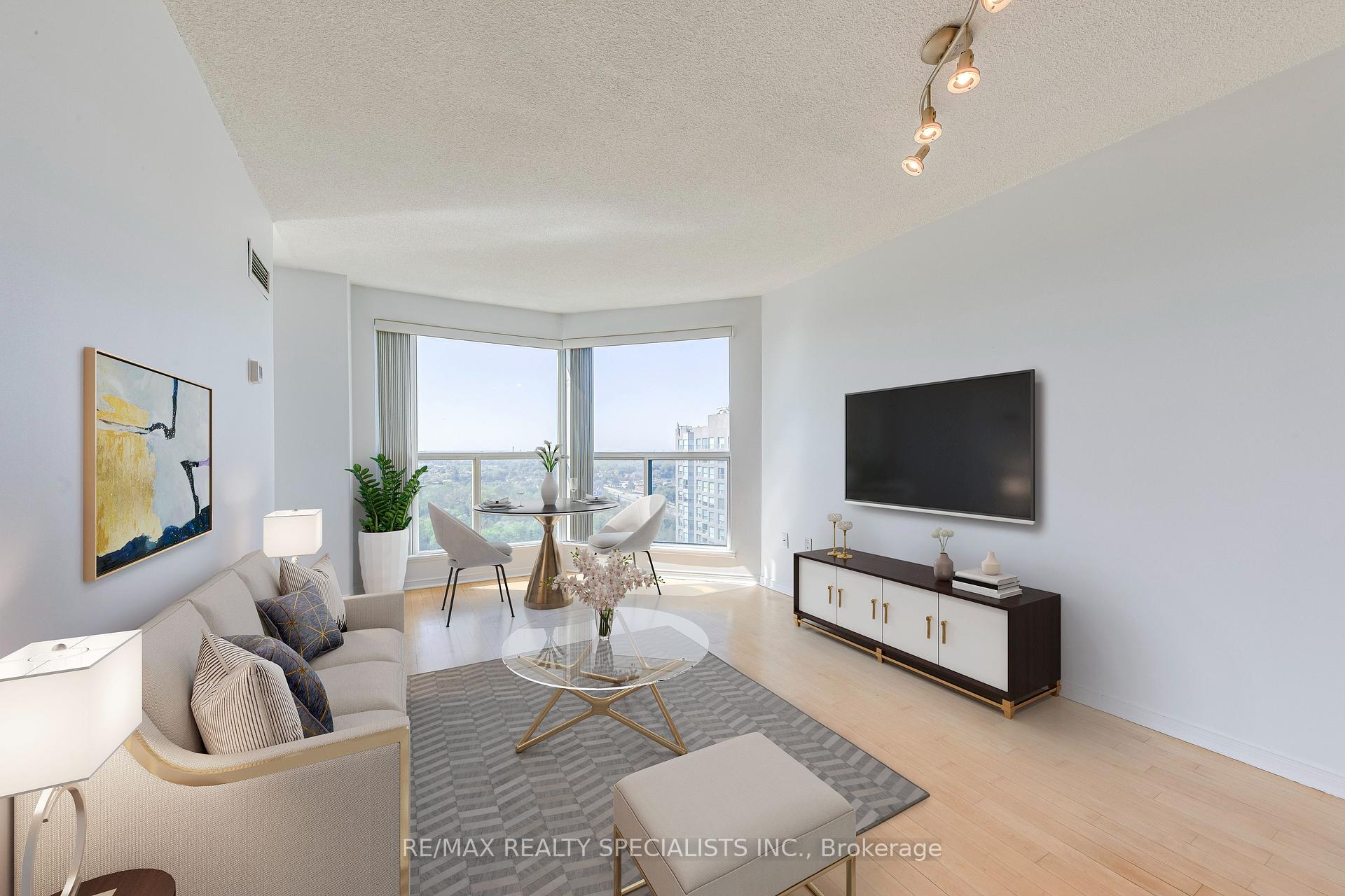 2 Bedrooms Condo at 2177 Burnhamthorpe, Mississauga For sale