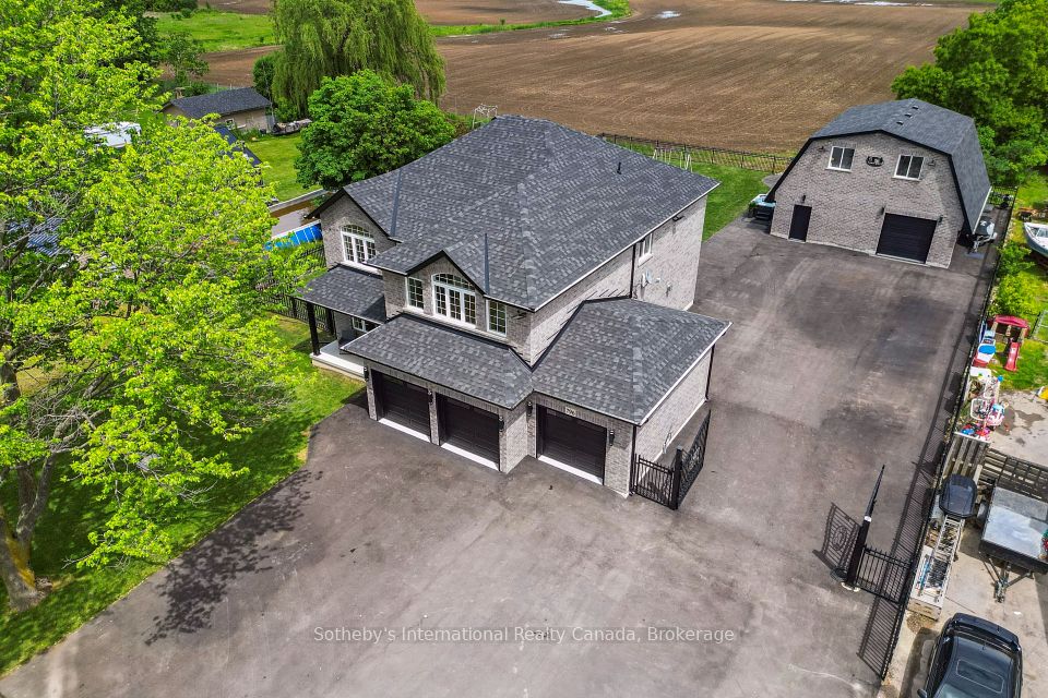 796 Highway 6