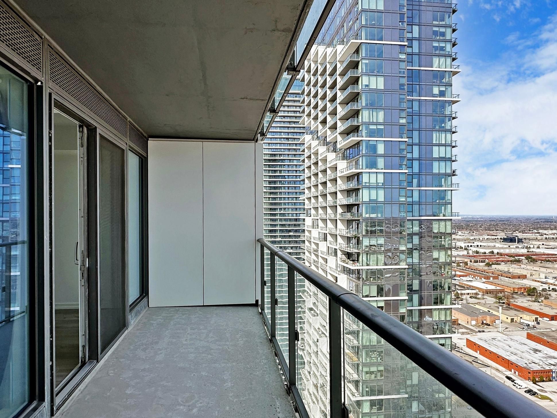 7890 Jane Street 3708