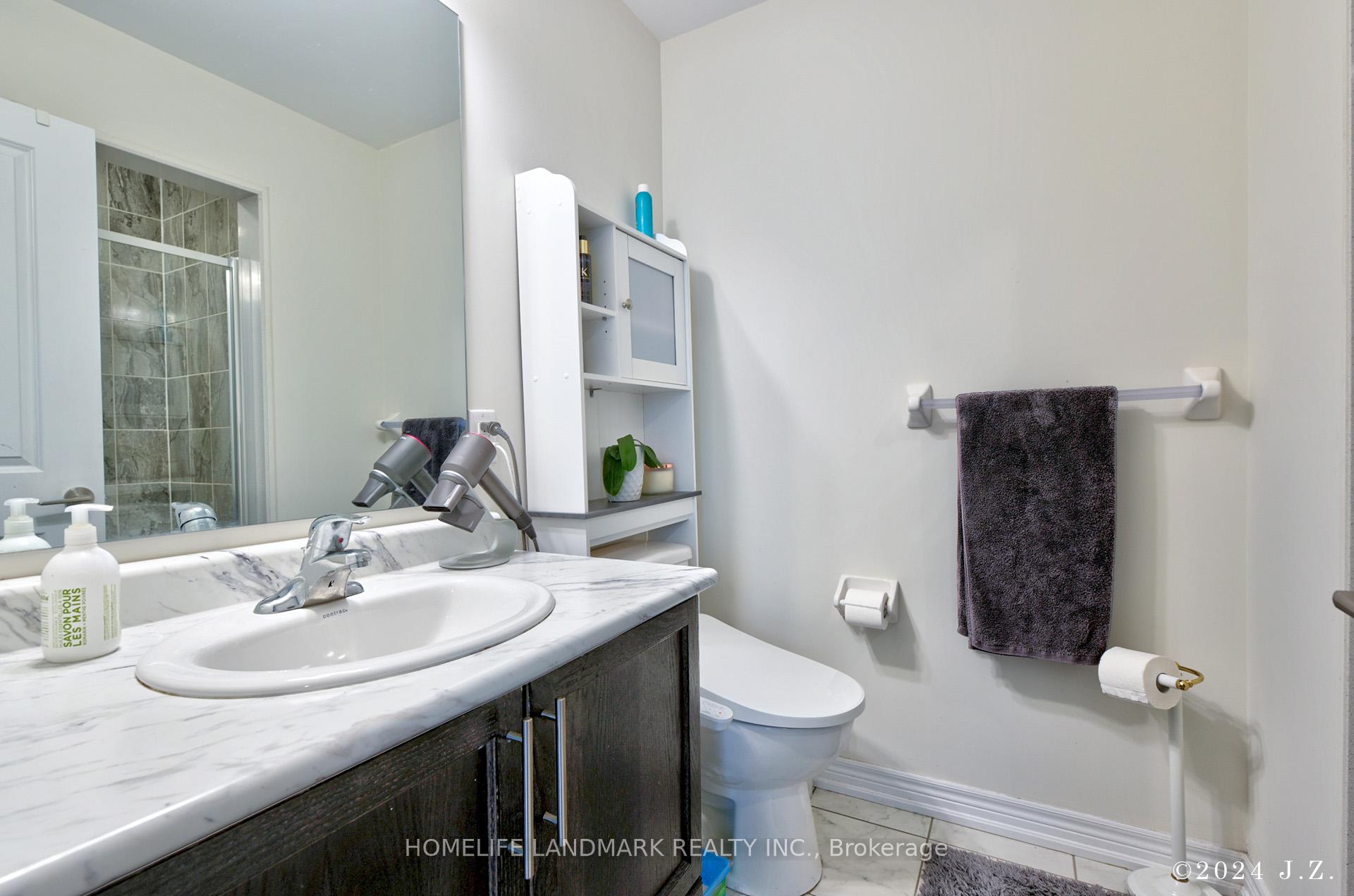 2 Bedrooms Condo at 2370 Khalsa,  Oakville For sale