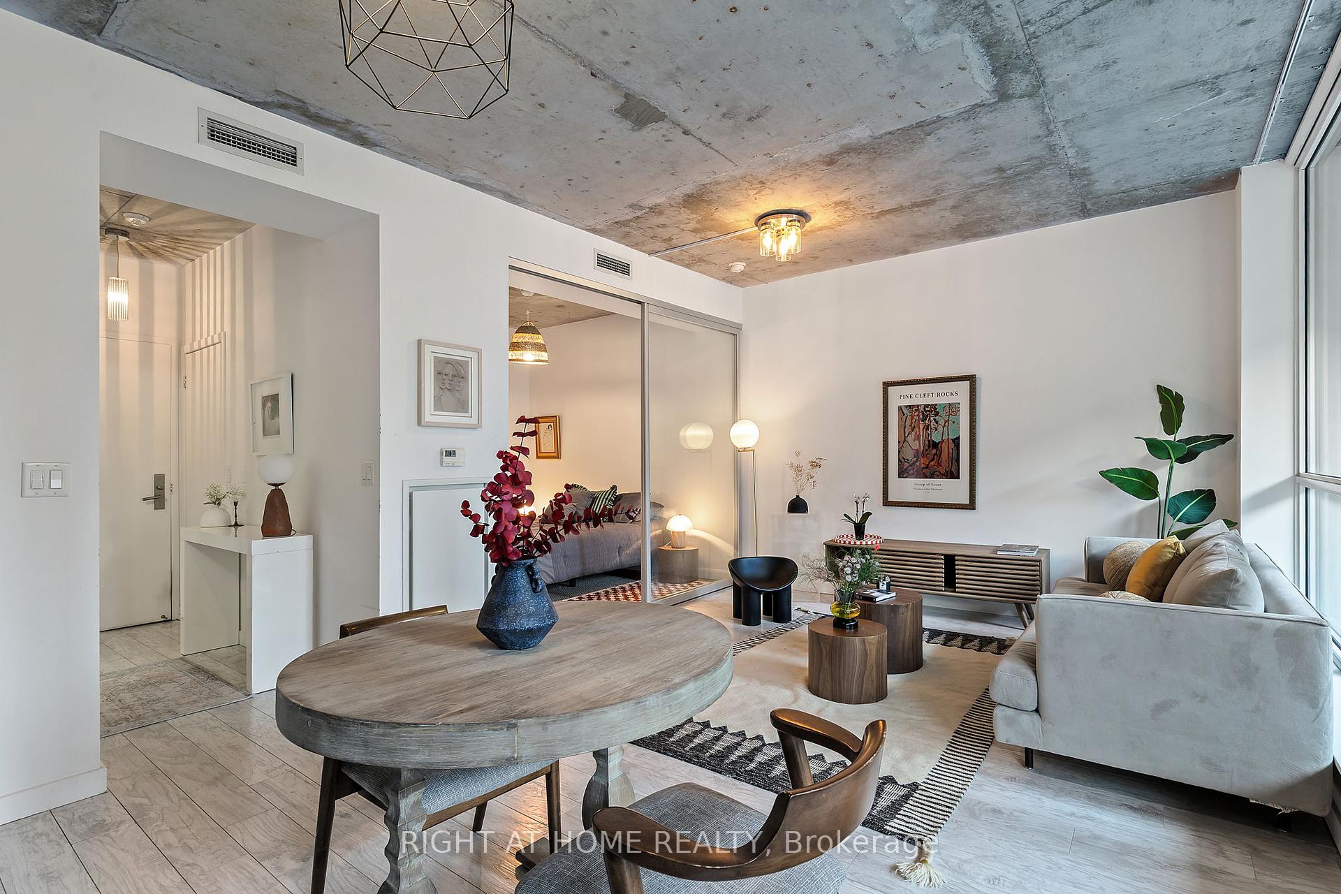 1 Bedroom Condo at 478 king, Toronto For sale