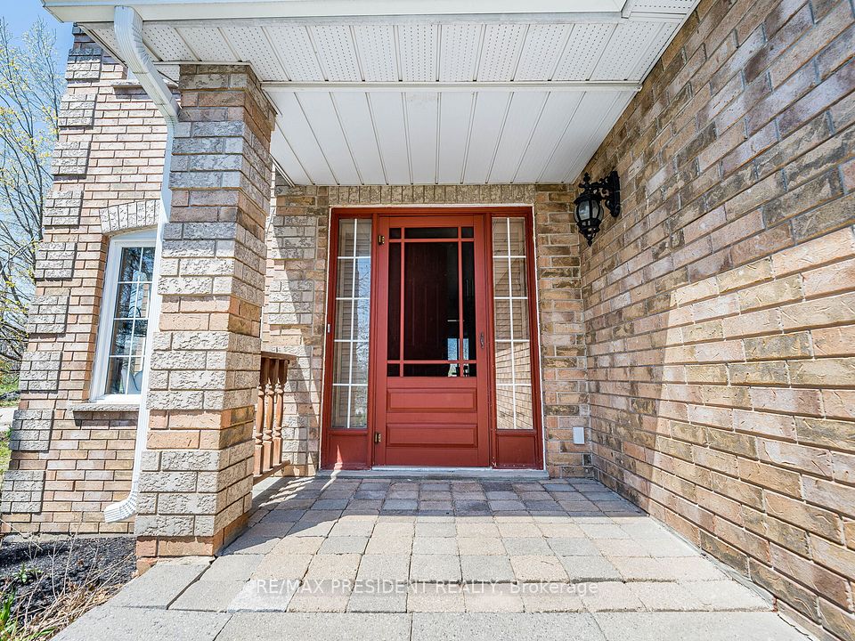 45 Grasett Crescent, Barrie, ON L4N 6Z6