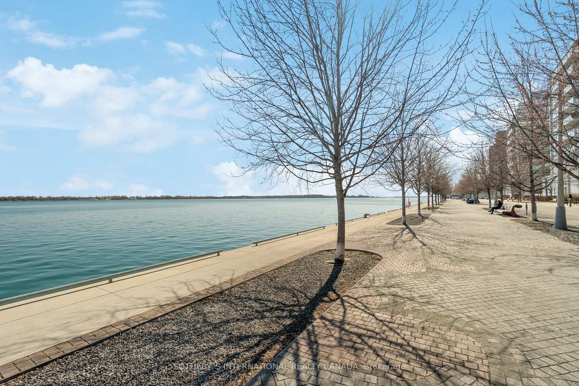 3 Bedrooms Condo at 39 Queens,  Toronto For sale