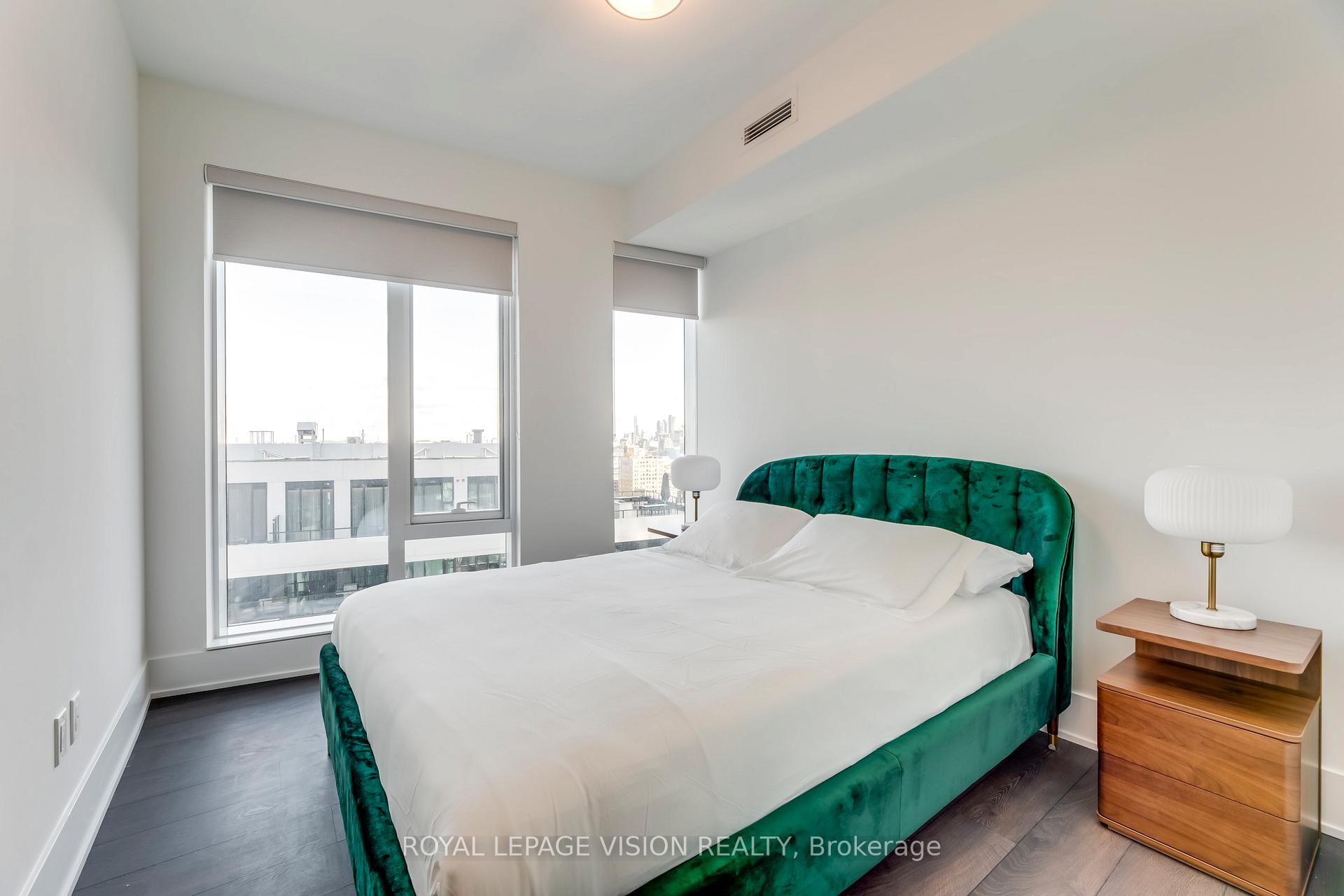 2 Bedrooms Condo at 470 Front, Toronto For sale