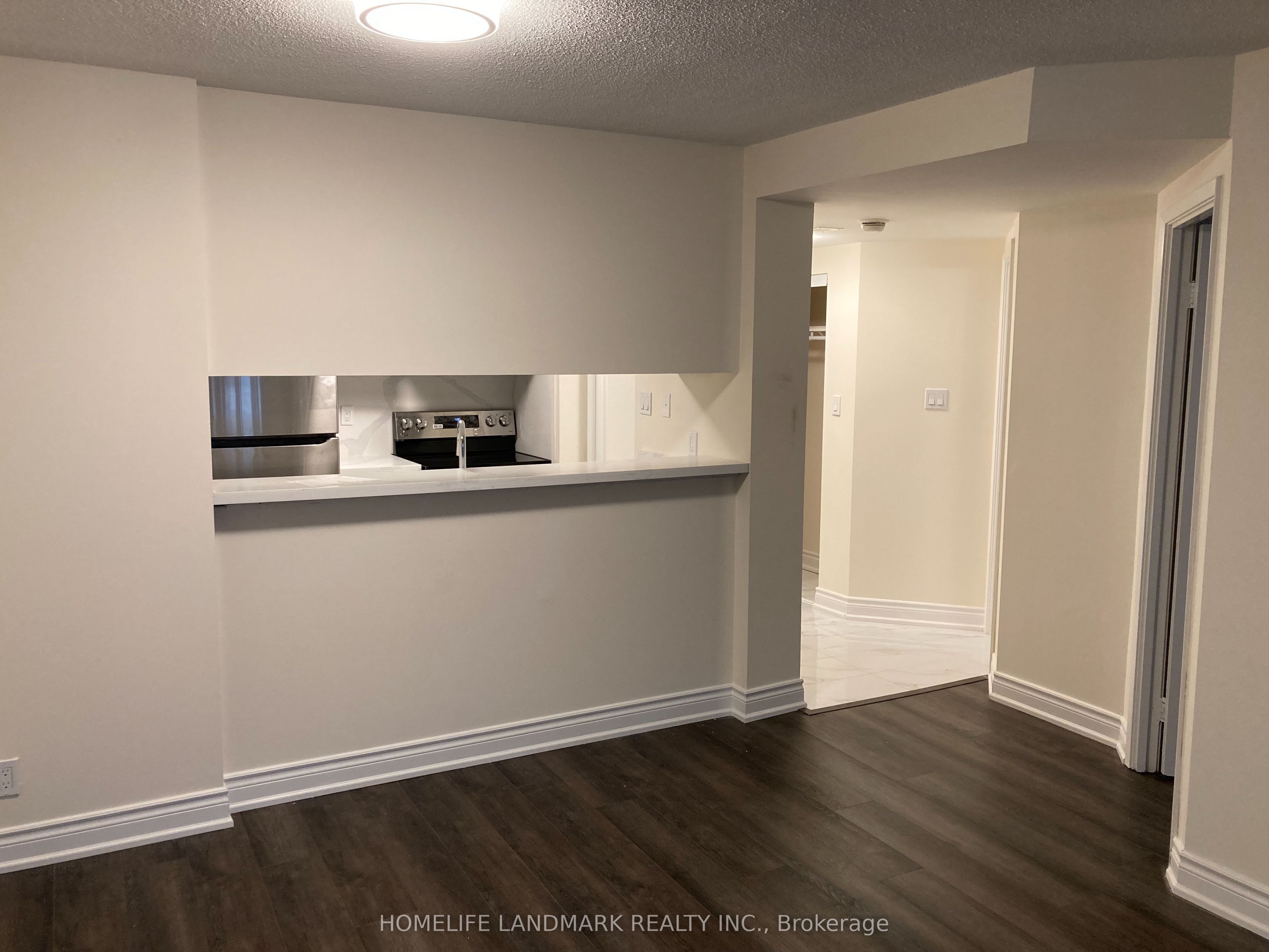 711 Bay Street, #1020
