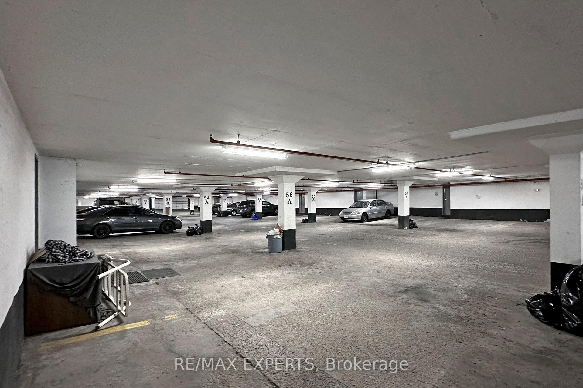 4 Bedrooms Condo at 270 Timberbank, Toronto For sale