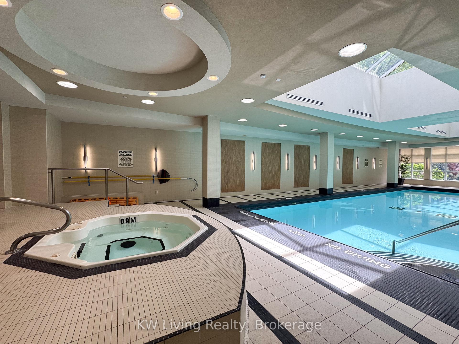 4 Bedrooms Condo at 500 Doris, Toronto For sale
