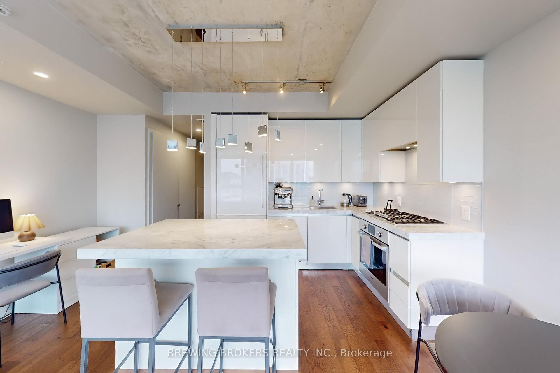 1 Bedroom Condo at 629 King St W, Toronto For sale
