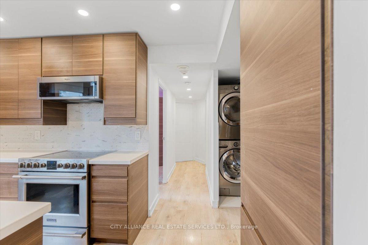 2 Bedrooms Condo at 284 Mill, Toronto For sale