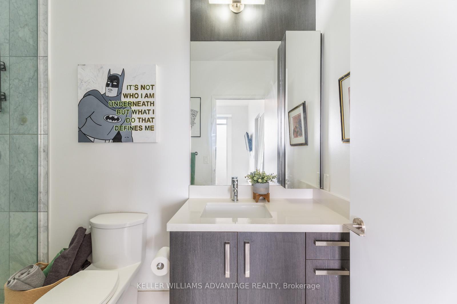2 Bedrooms Condo at 120 Bayview, Toronto For sale