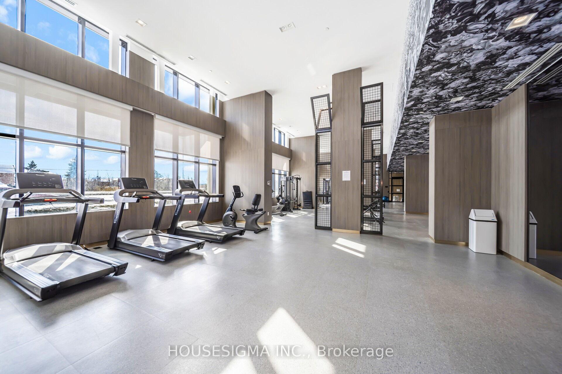3 Bedrooms Condo at 405 Dundas, Oakville For sale