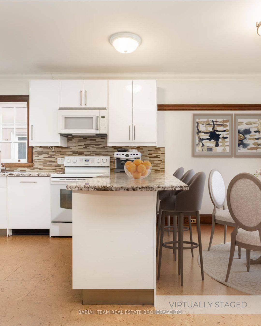 1372 Islington Avenue, Toronto, ON M9A 3K6