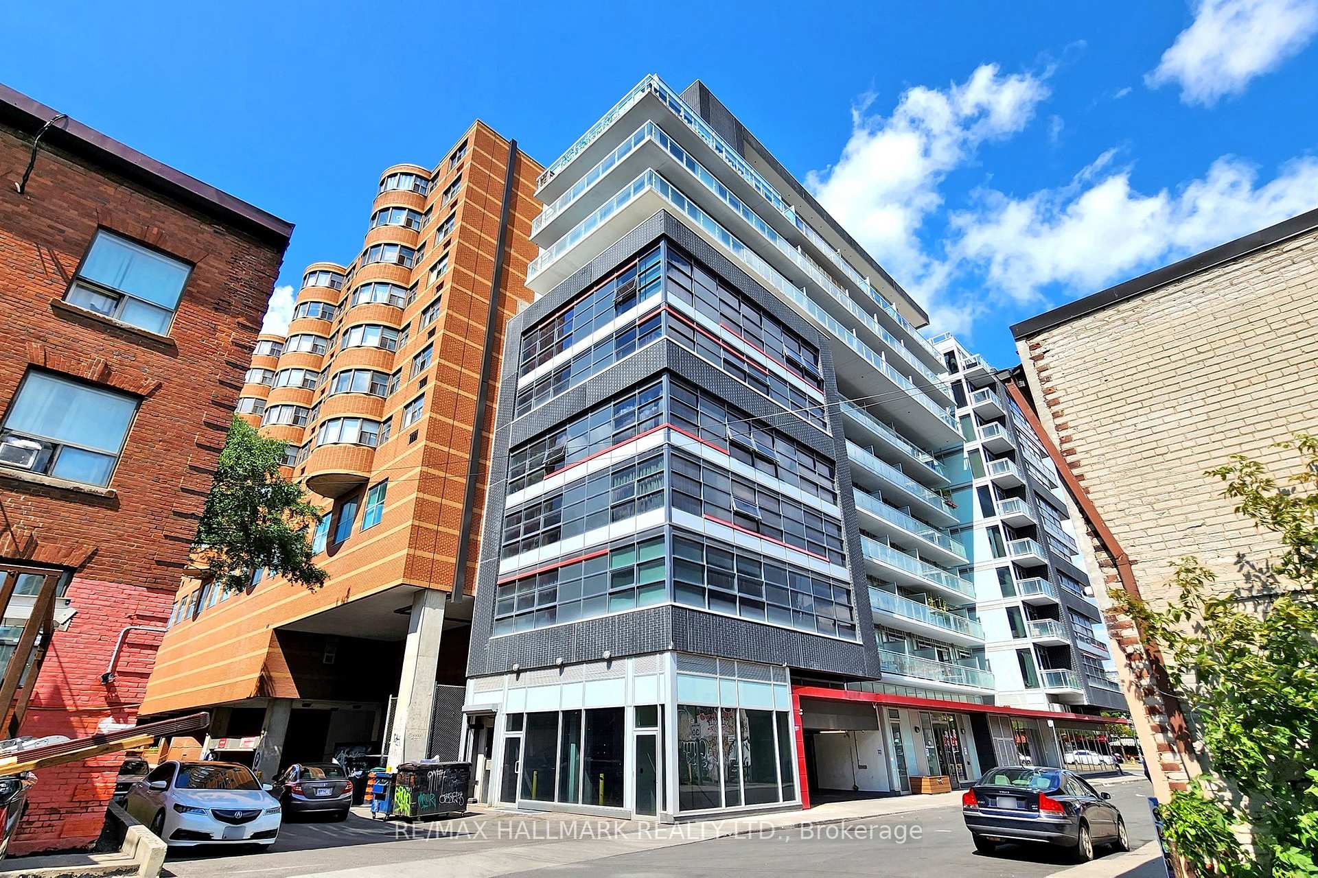 Condo at 10 Willison, Toronto For sale